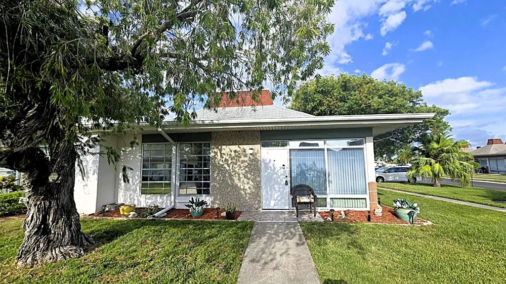 4373 TAHITIAN GARDENS CIRCLE #A Holiday, FL 34691
