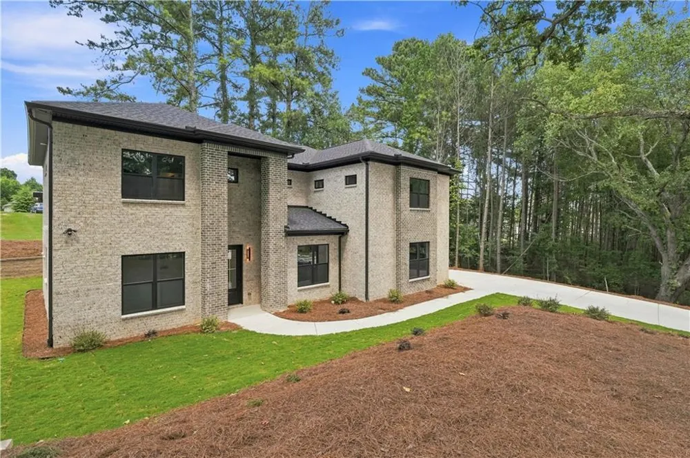 922 Artistry Way Fairburn, GA 30213