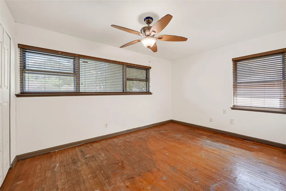 709 Queens Road Pasadena, TX 77502