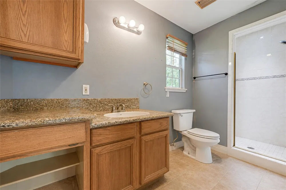 709 Queens Road Pasadena, TX 77502