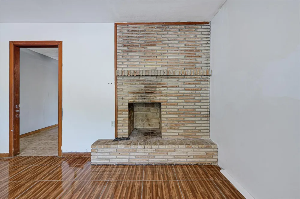 709 Queens Road Pasadena, TX 77502
