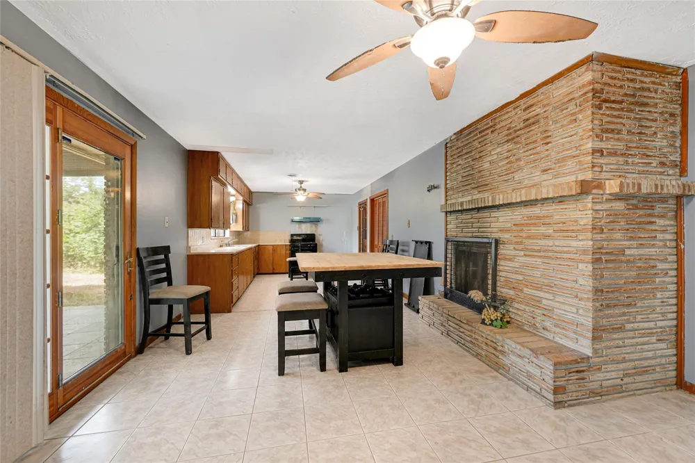 709 Queens Road Pasadena, TX 77502