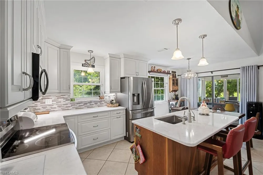 4472 Lake Heather Circle St. James City, FL 33956
