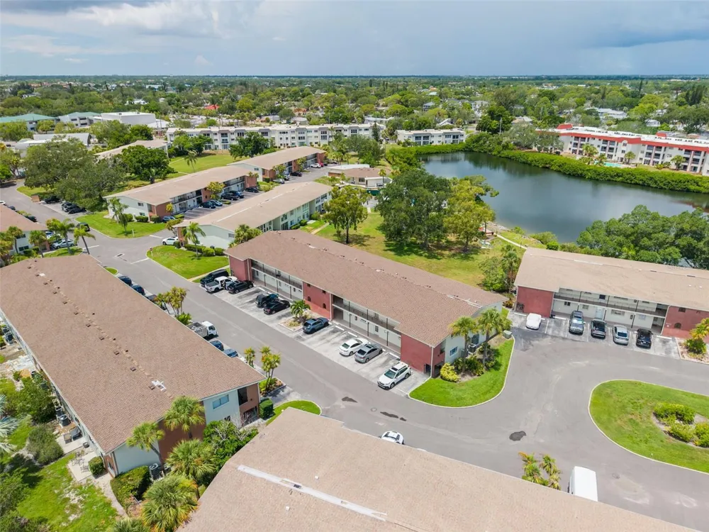 4550 OVERLOOK DRIVE NE #152 St Petersburg, FL 33703