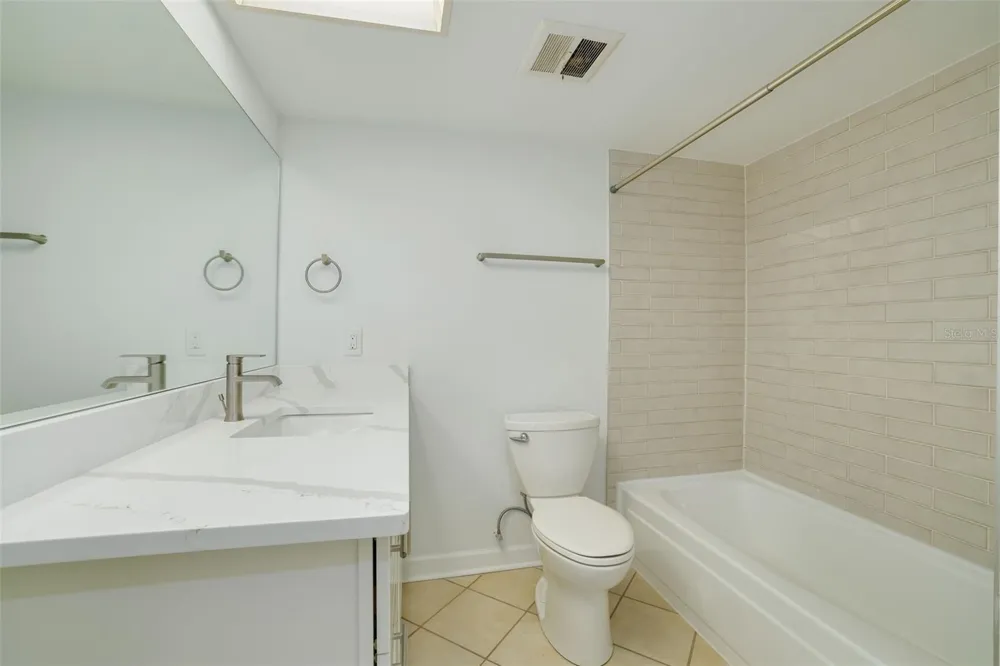 4550 OVERLOOK DRIVE NE #152 St Petersburg, FL 33703