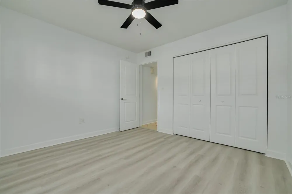 4550 OVERLOOK DRIVE NE #152 St Petersburg, FL 33703