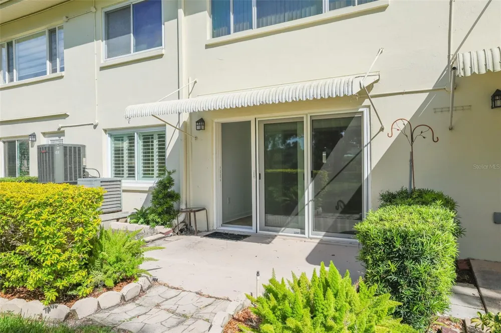 4550 OVERLOOK DRIVE NE #152 St Petersburg, FL 33703