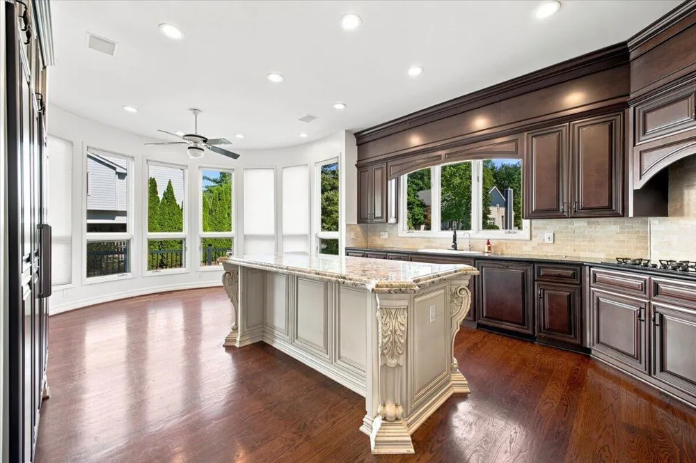 6122 Trailwood Lane West Bloomfield, MI 48322