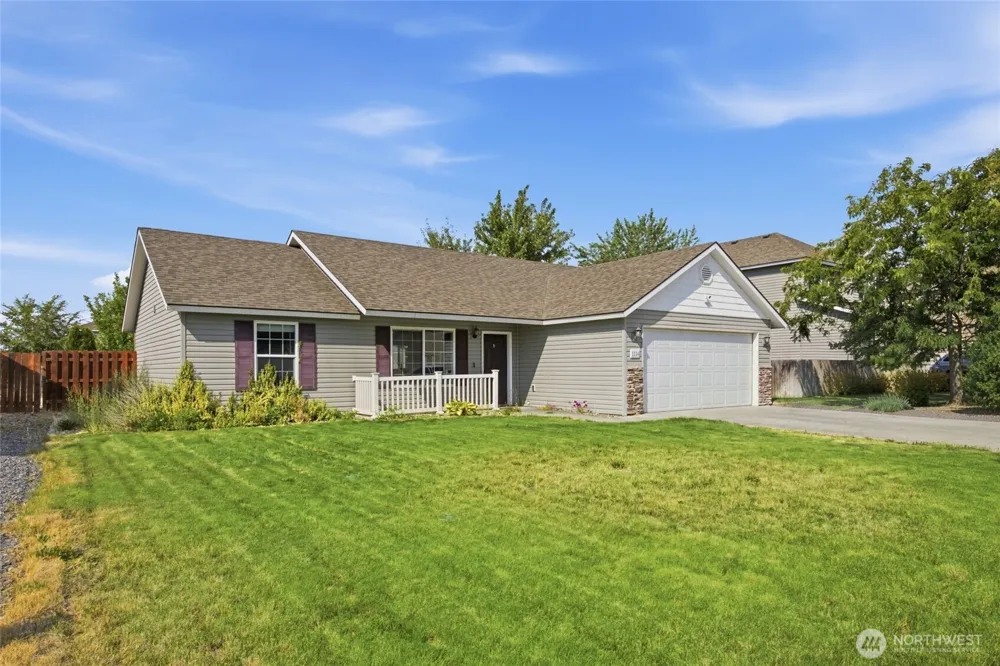 1114 W Luta Street Moses Lake, WA 98837