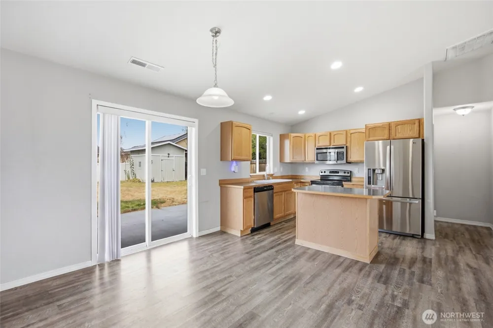 1114 W Luta Street Moses Lake, WA 98837
