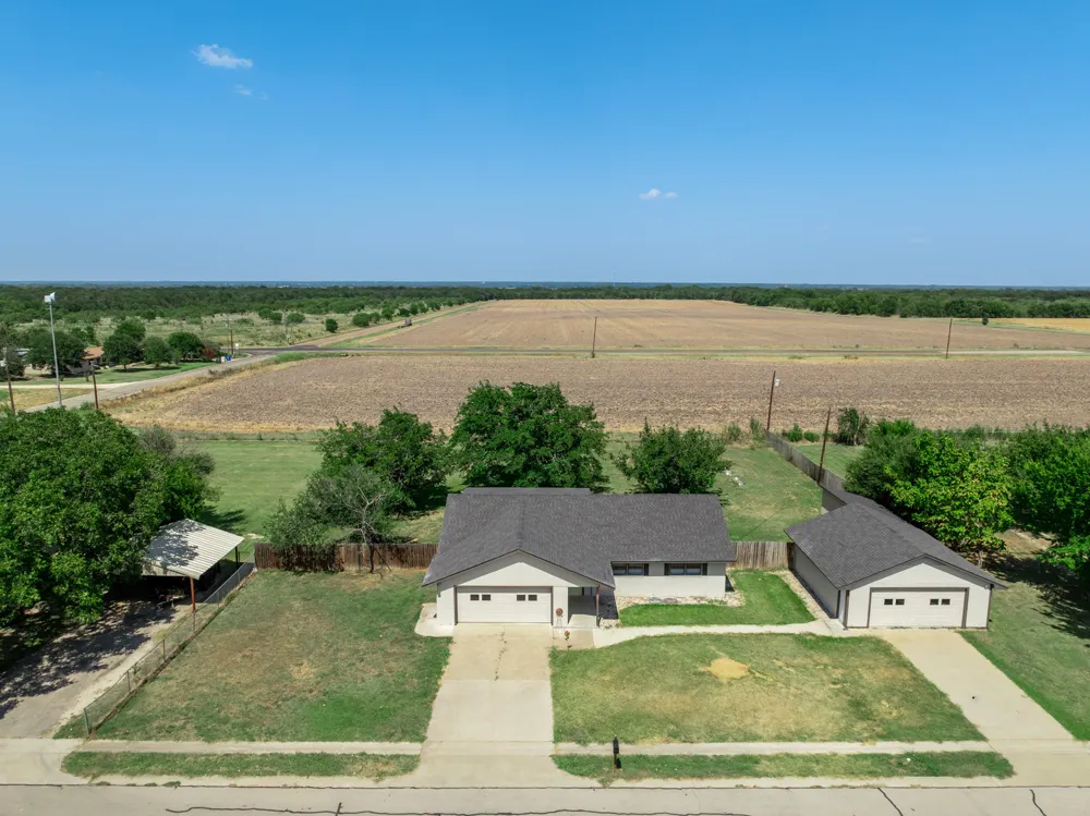 141 Swan Waco, TX 76708