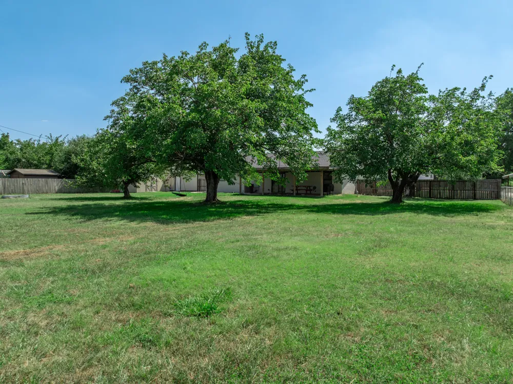 141 Swan Waco, TX 76708