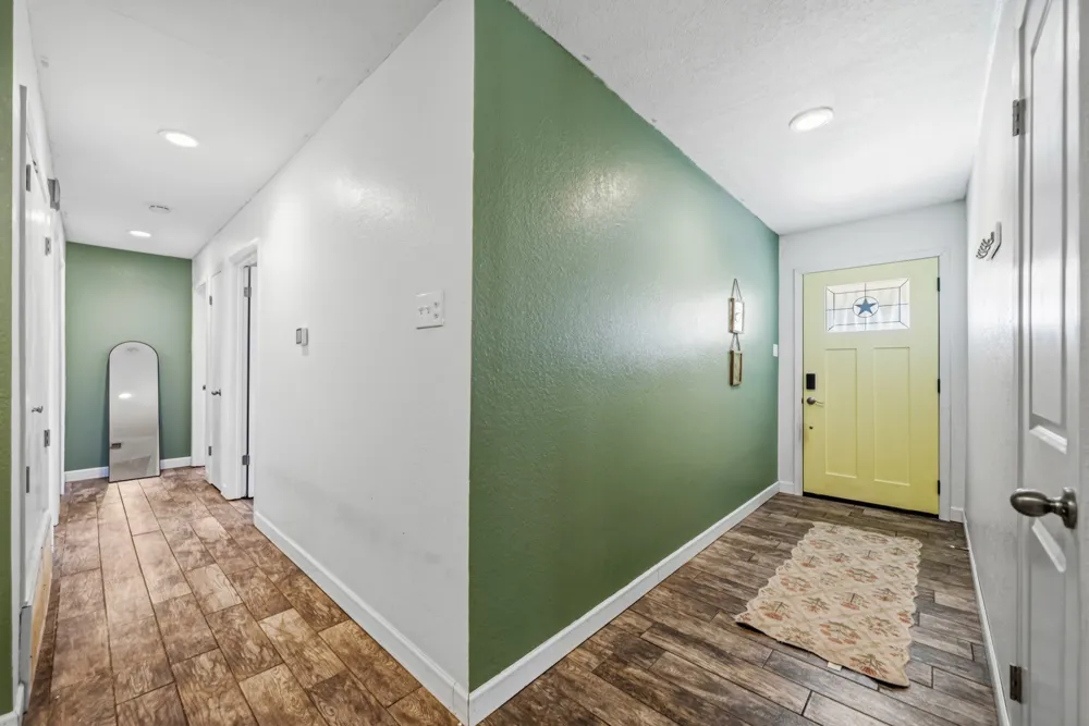 141 Swan Waco, TX 76708