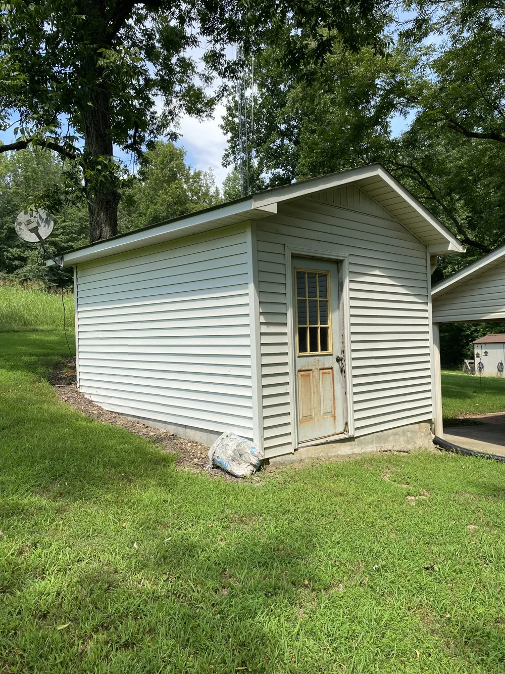 76 Shoally Branch Rd Leoma, TN 38468