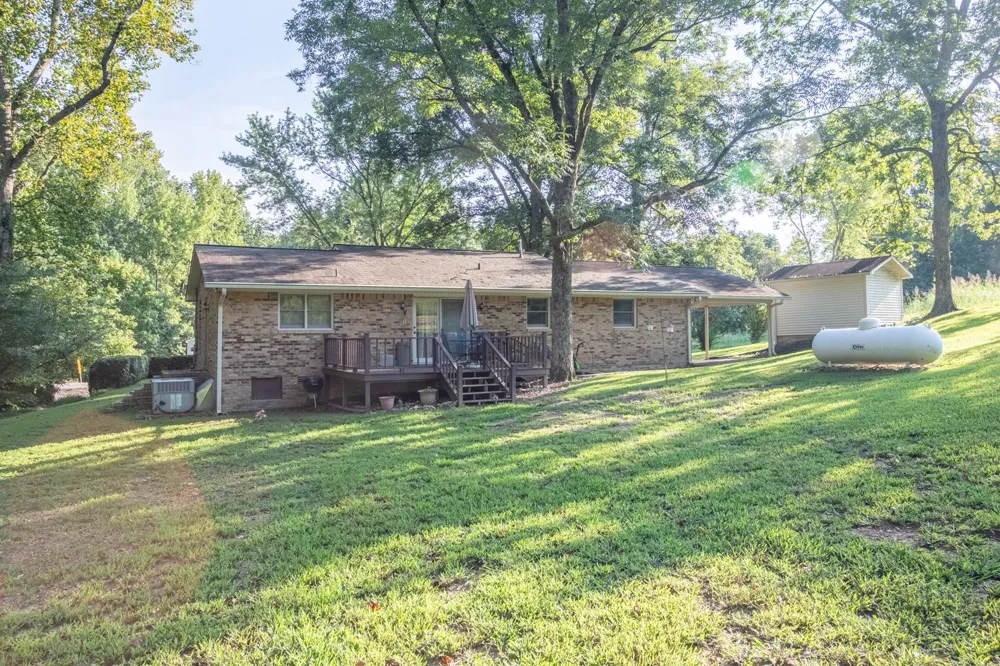 76 Shoally Branch Rd Leoma, TN 38468
