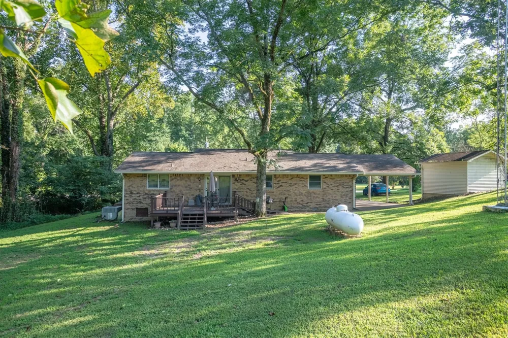 76 Shoally Branch Rd Leoma, TN 38468