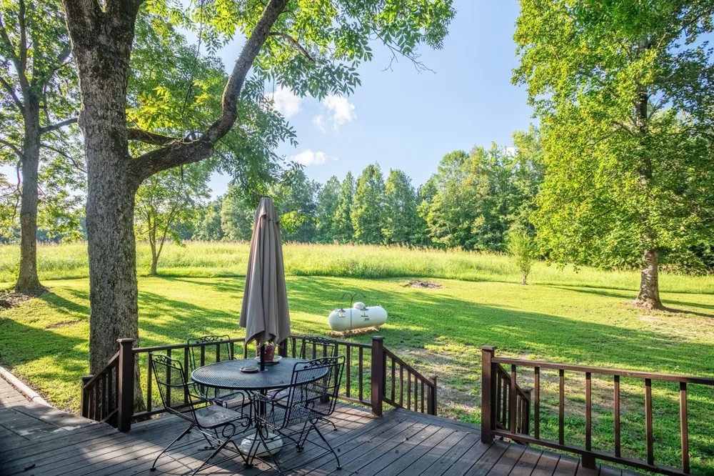 76 Shoally Branch Rd Leoma, TN 38468