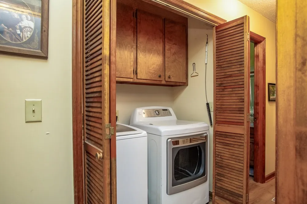 76 Shoally Branch Rd Leoma, TN 38468