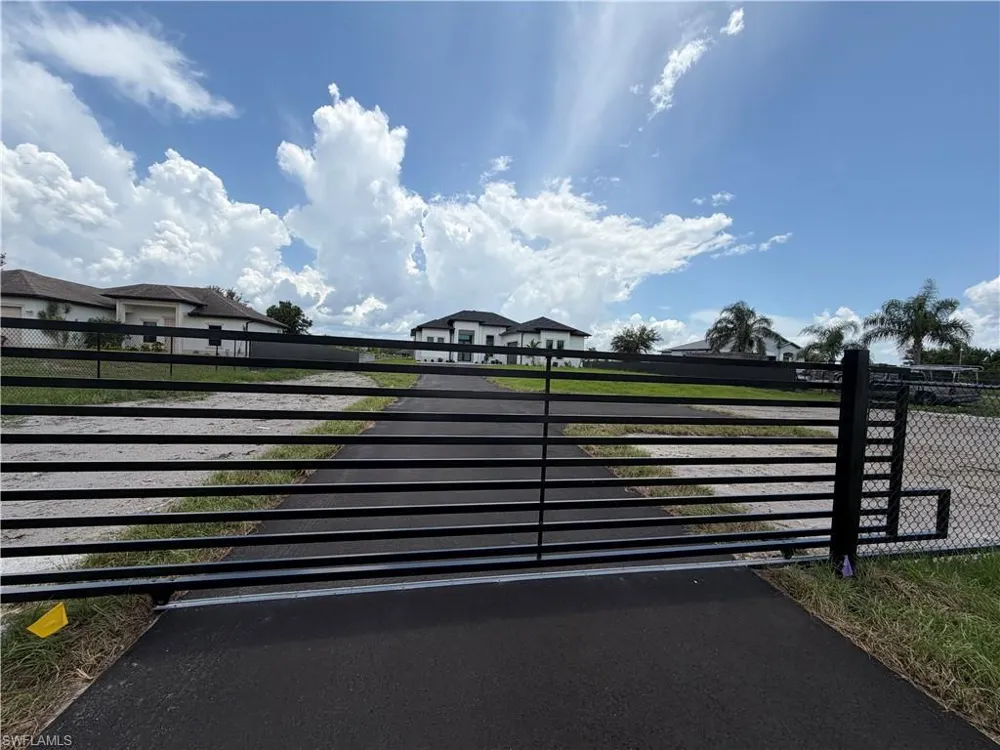 3806 NE 60TH AVENUE Naples, FL 34120