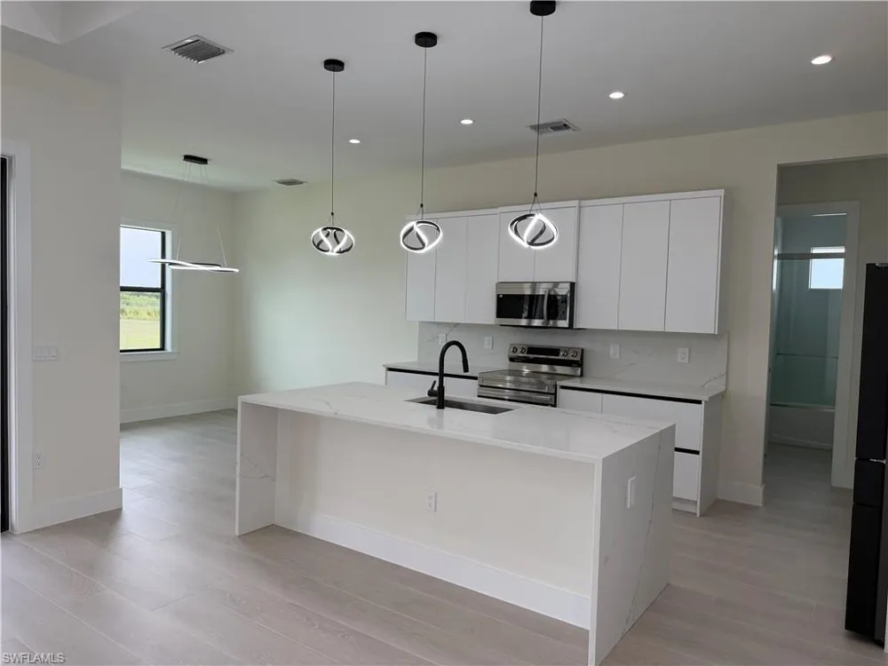 3806 NE 60TH AVENUE Naples, FL 34120