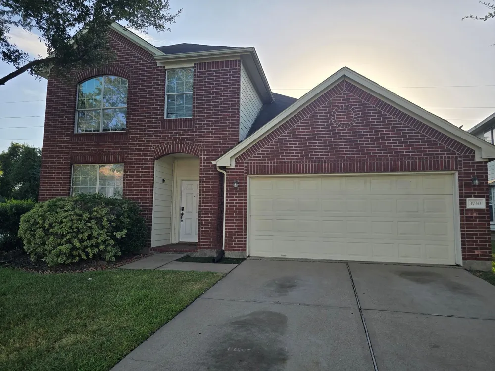 3730 Liberty Square Trl Fresno, TX 77545