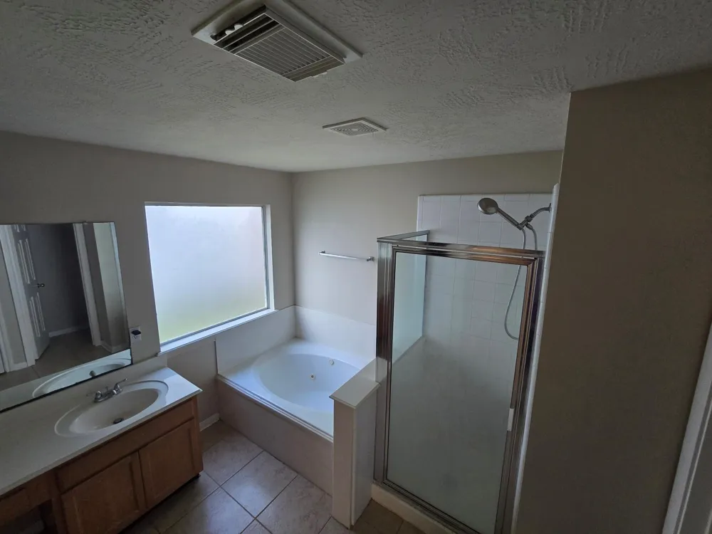 3730 Liberty Square Trl Fresno, TX 77545
