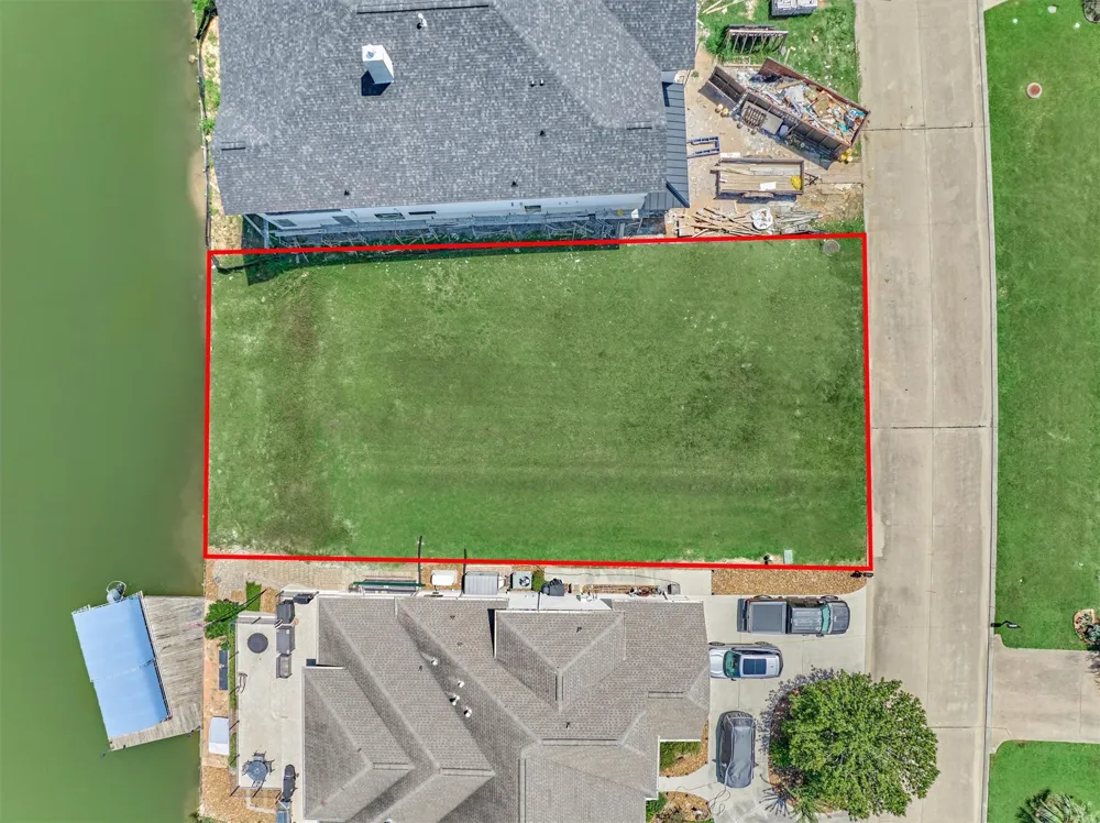12562 St Louis Court Willis, TX 77318