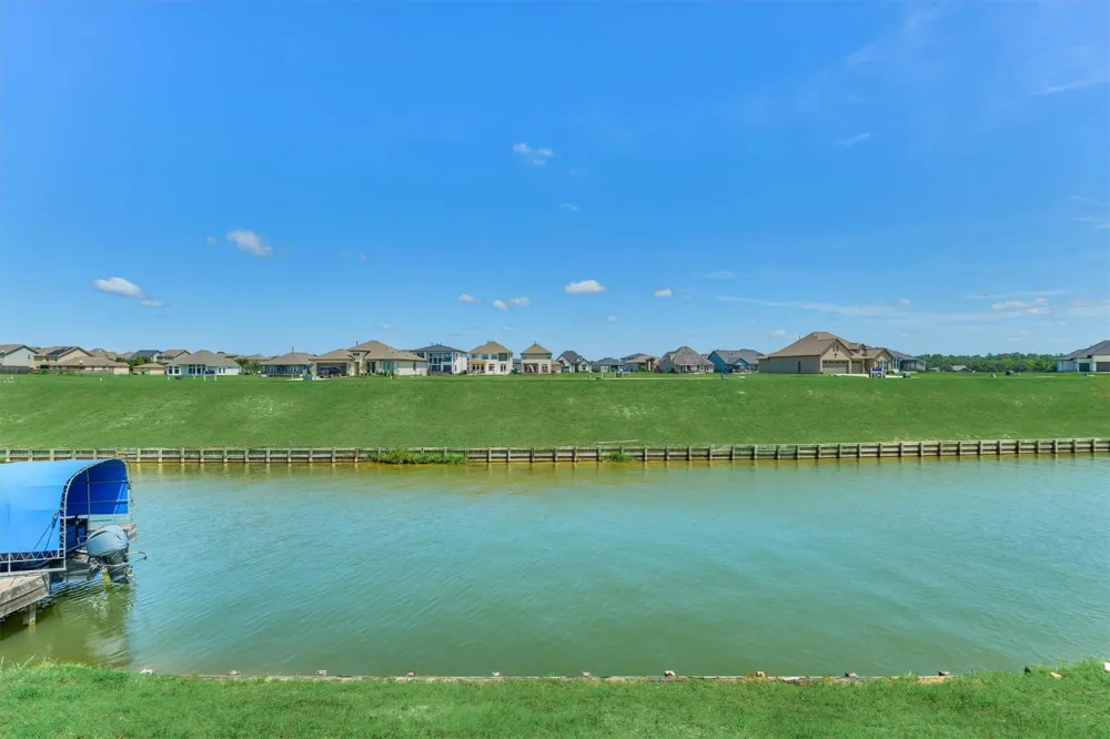 12562 St Louis Court Willis, TX 77318