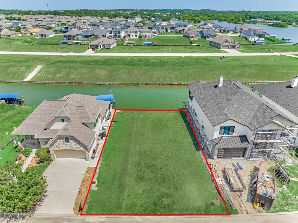 12562 St Louis Court Willis, TX 77318