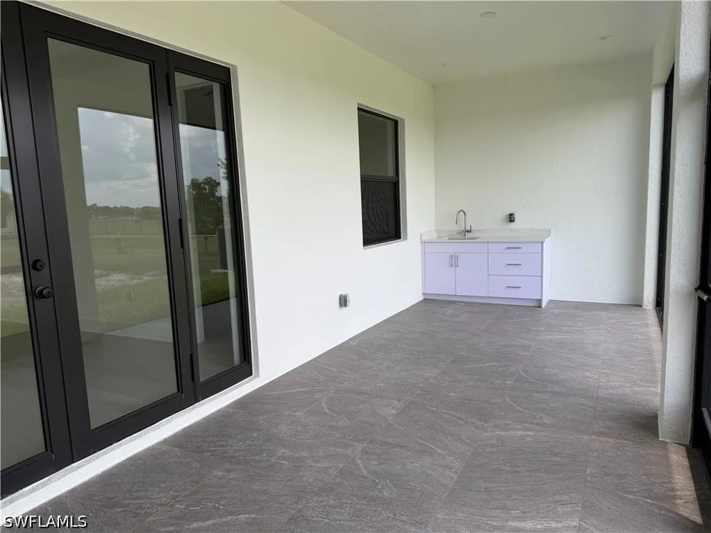 NE 60TH AVENUE Naples, FL 34120