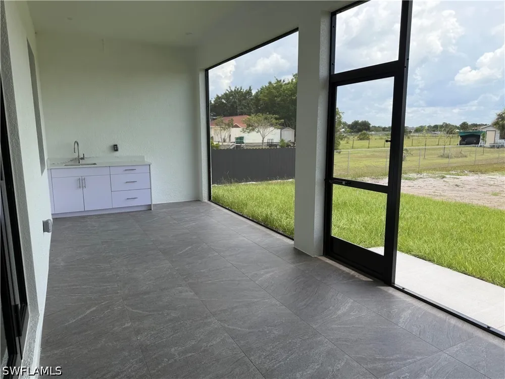 NE 60TH AVENUE Naples, FL 34120