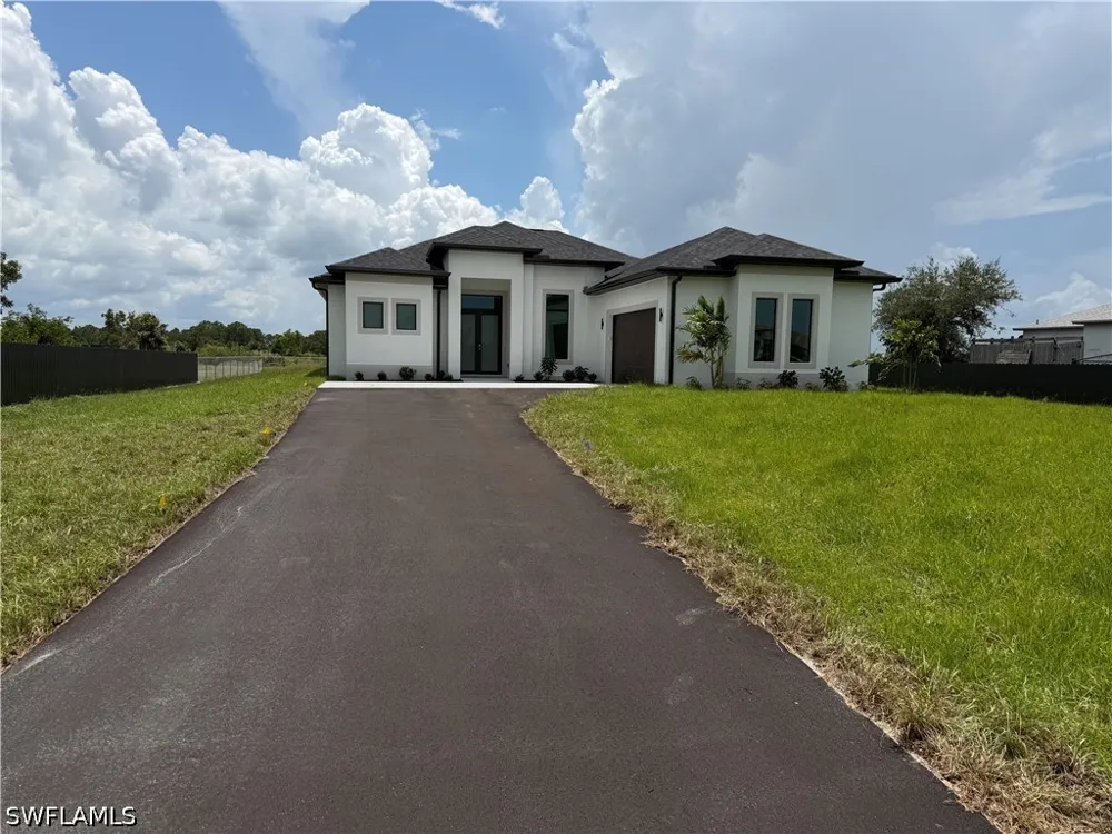NE 60TH AVENUE Naples, FL 34120