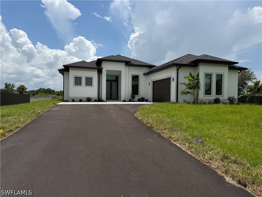NE 60TH AVENUE Naples, FL 34120