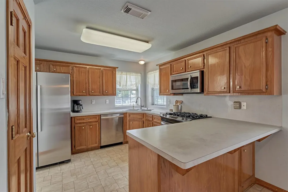 9749 E Shore Drive Willis, TX 77318