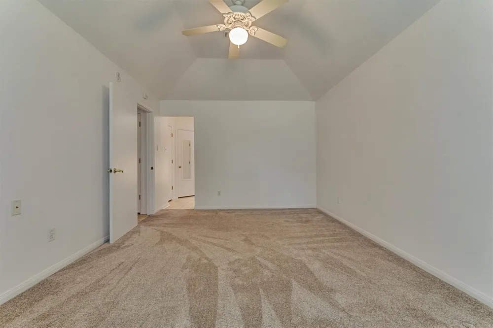 9749 E Shore Drive Willis, TX 77318