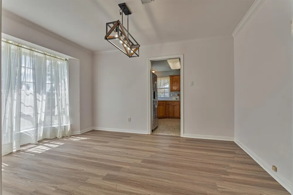 9749 E Shore Drive Willis, TX 77318