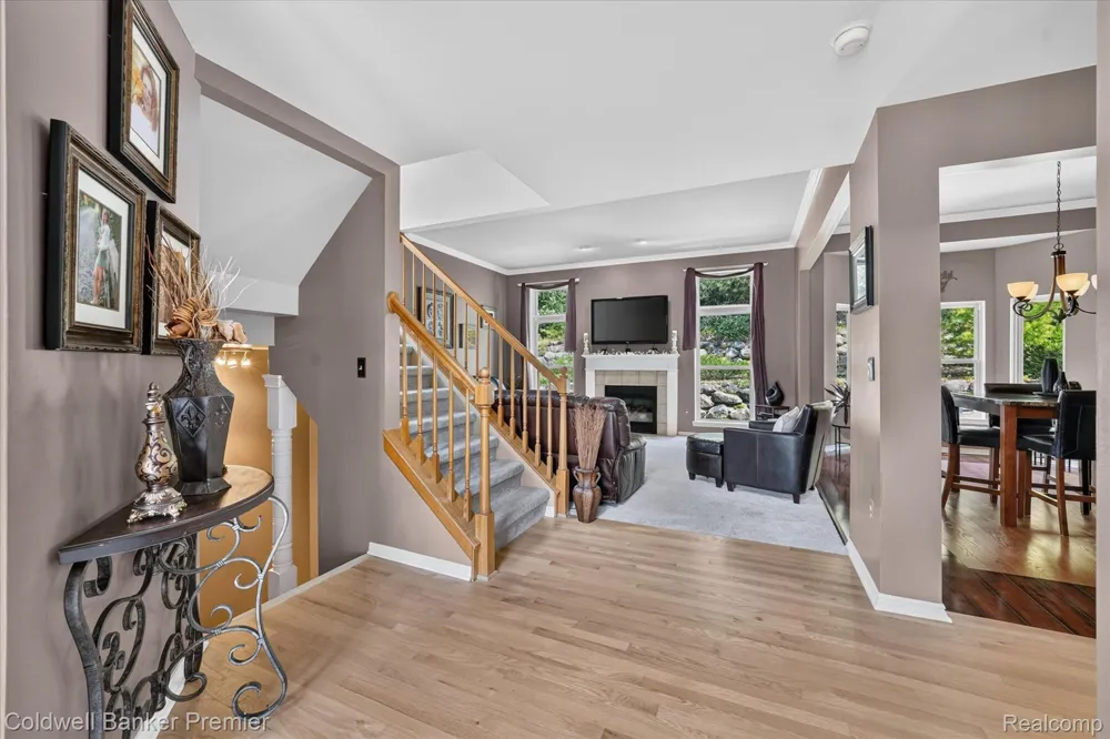 205 Franklin Lake Circle Oxford Charter Township, MI 48371