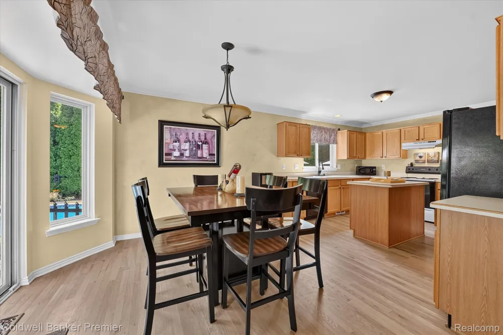 205 Franklin Lake Circle Oxford Charter Township, MI 48371