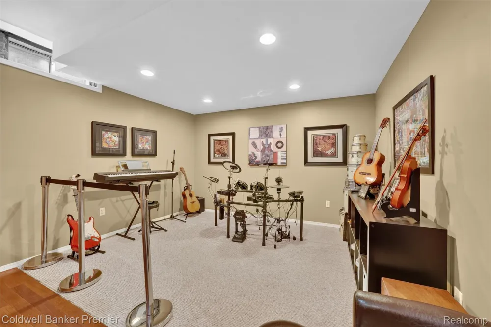 205 Franklin Lake Circle Oxford Charter Township, MI 48371