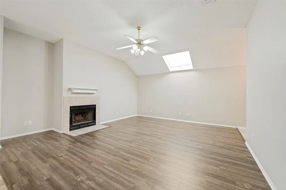 6705 Driffield Circle W North Richland Hills, TX 76182