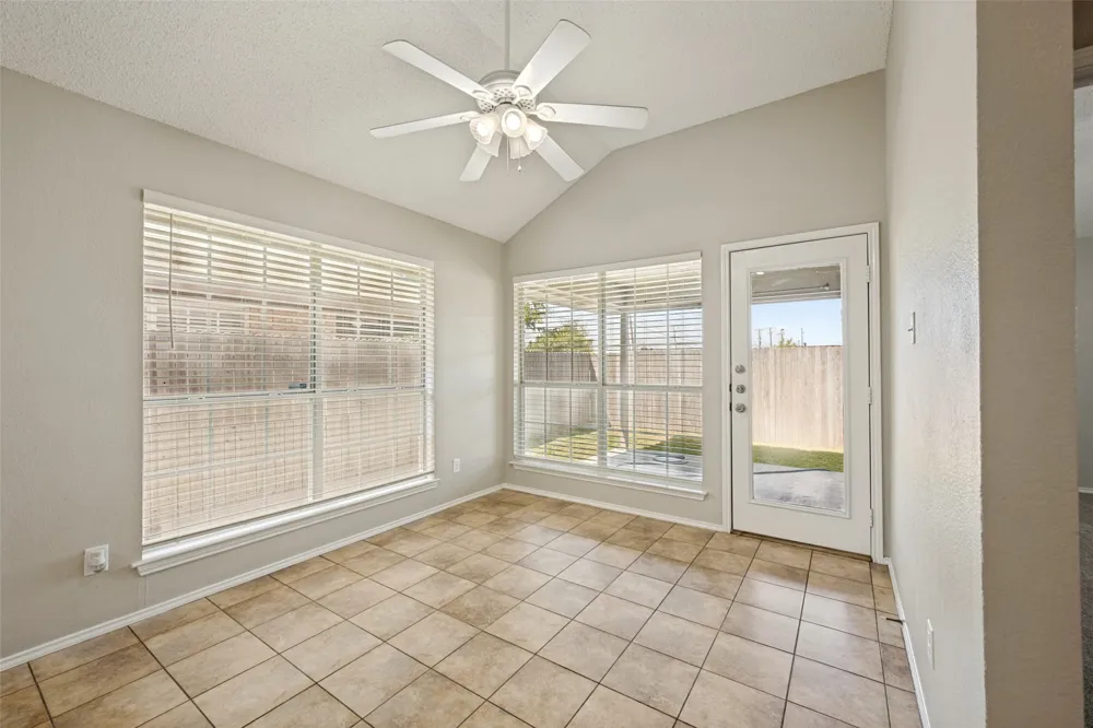 6705 Driffield Circle W North Richland Hills, TX 76182
