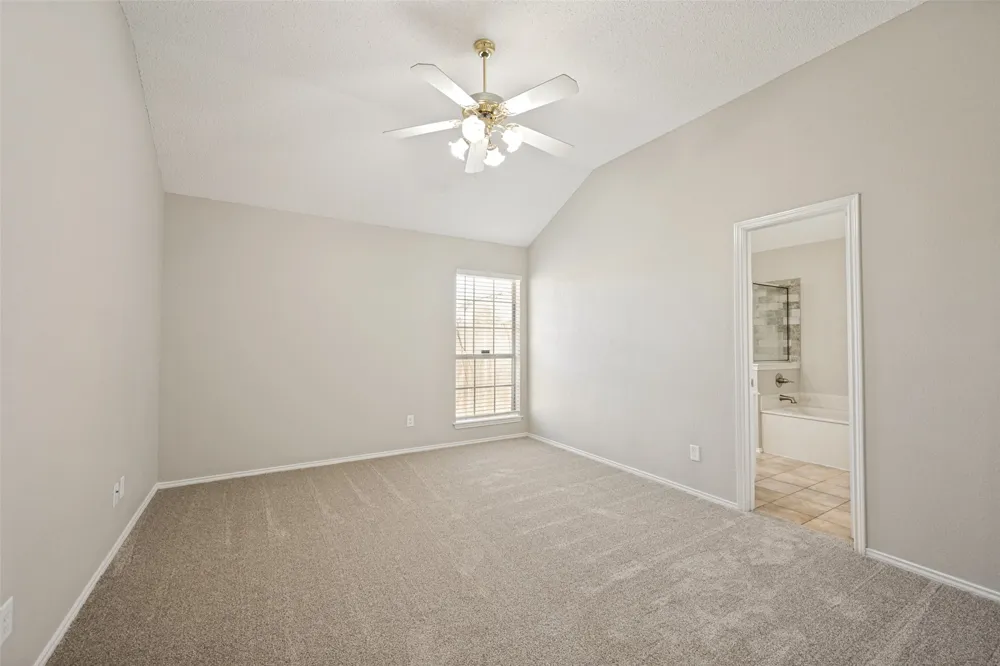 6705 Driffield Circle W North Richland Hills, TX 76182