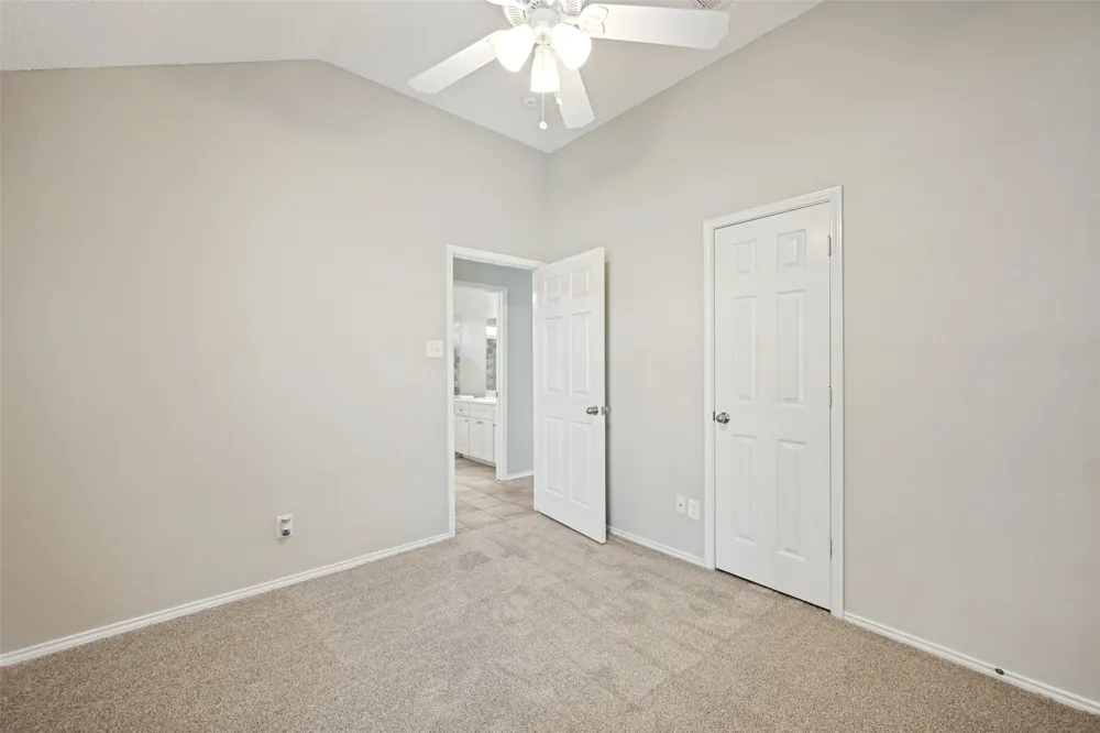 6705 Driffield Circle W North Richland Hills, TX 76182