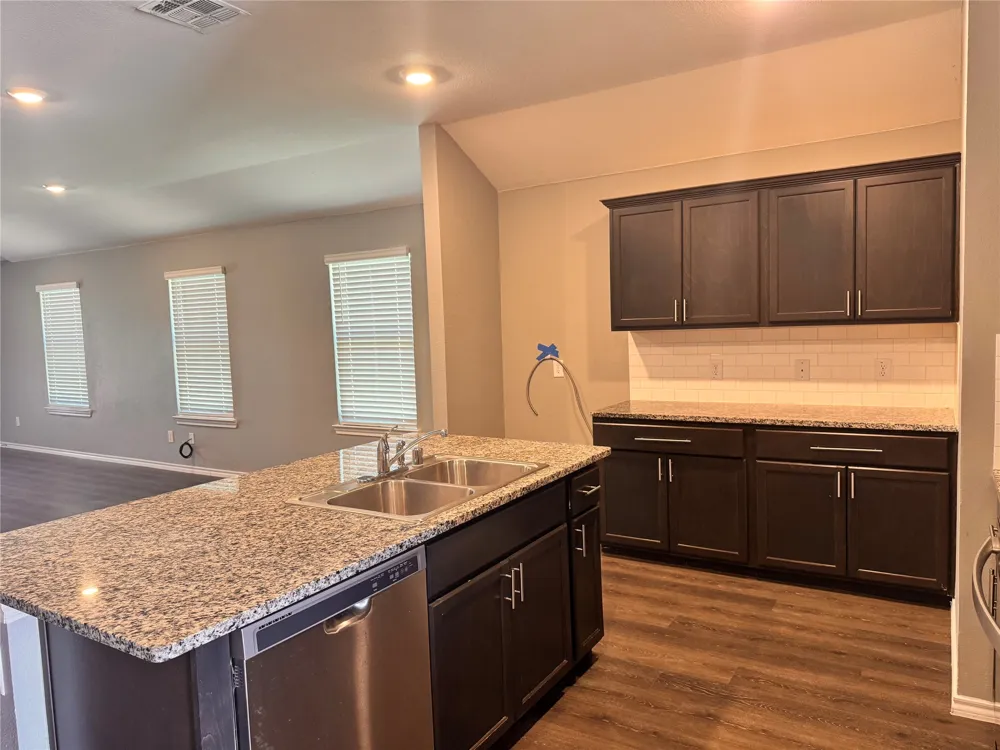 2900 Buttonbush Drive Royse City, TX 75189