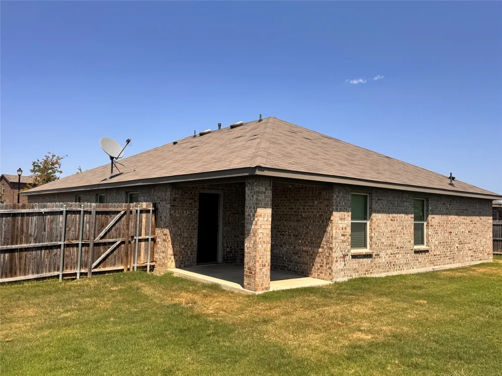 2900 Buttonbush Drive Royse City, TX 75189