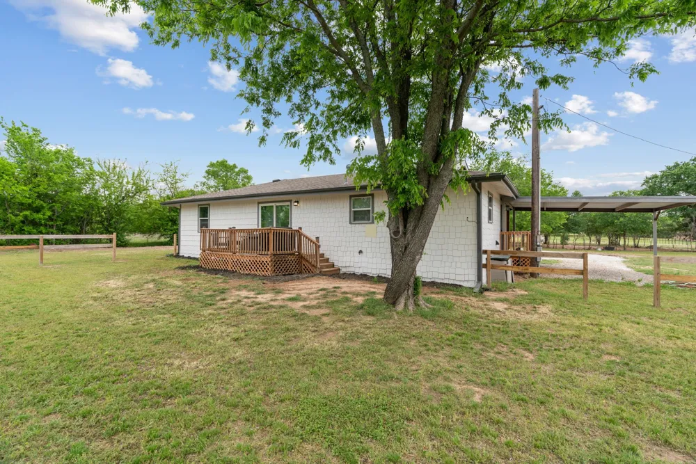 360 County Road 4358 Decatur, TX 76234
