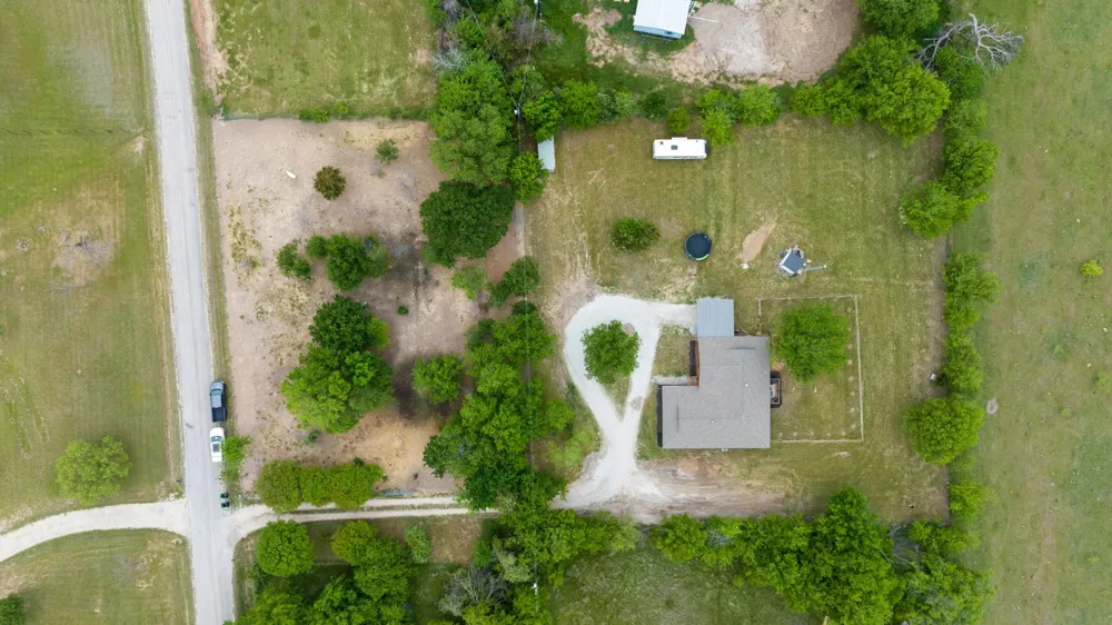 360 County Road 4358 Decatur, TX 76234