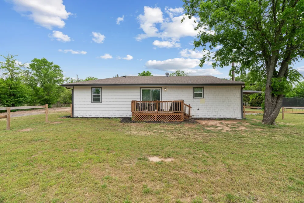 360 County Road 4358 Decatur, TX 76234