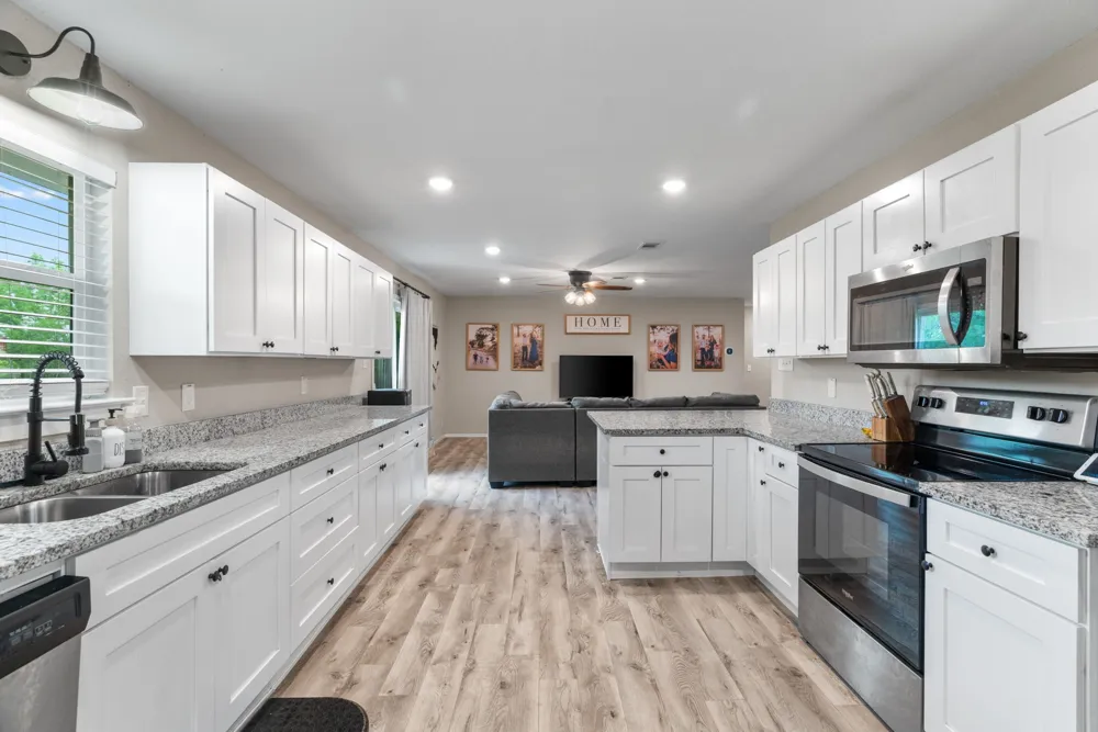 360 County Road 4358 Decatur, TX 76234
