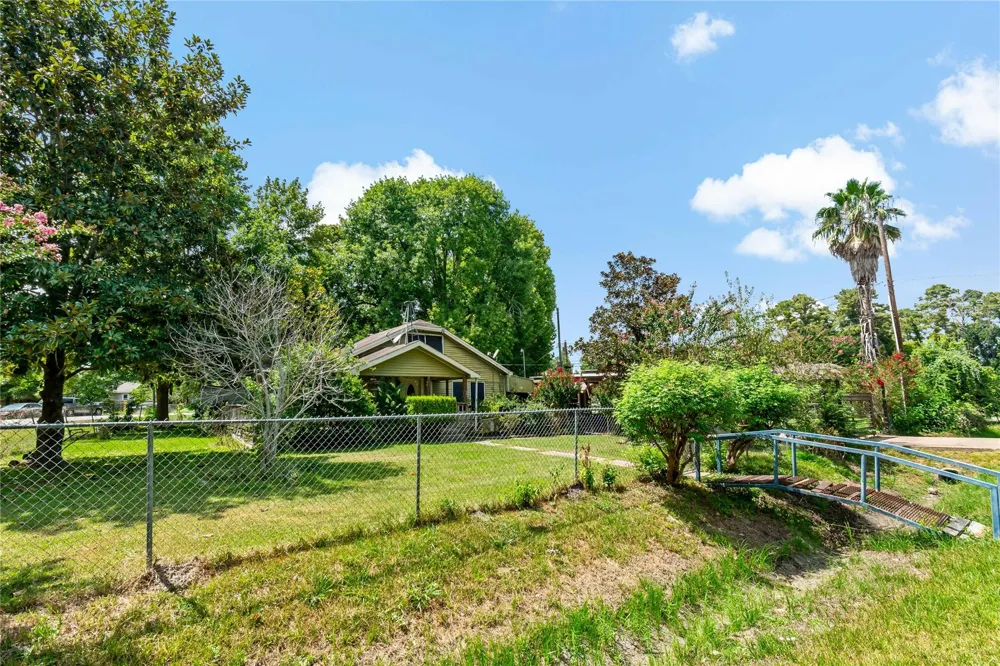 16507 Green Manor Drive Humble, TX 77396